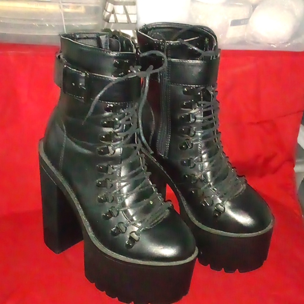 Black 6" Platform Combat Boots with Zipper & Strap/Buckle, Sz 38